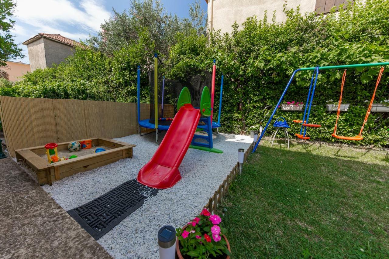 Appartement Apartman Nikolic 2 Kaštela